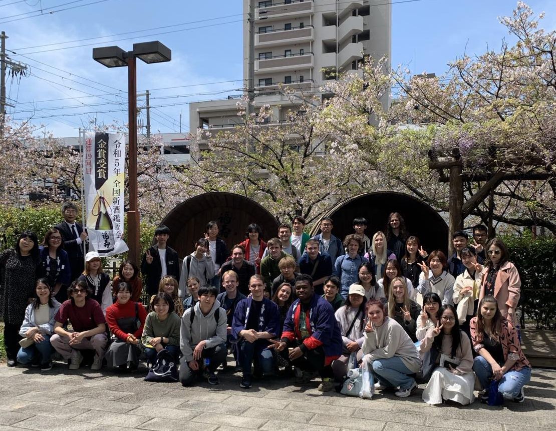 福寿ショートトリップとお花見 Short trip to Fukuju Brewery and cherry blossom viewing