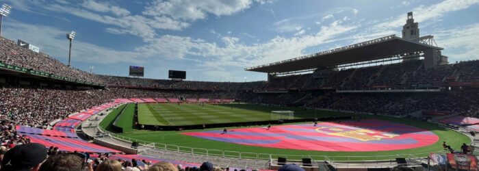 FCバルセロナ対レアル・バジャドリードの試合観戦の様子