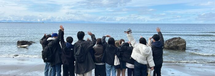 Wreck beachでELIのクラスメイトと。